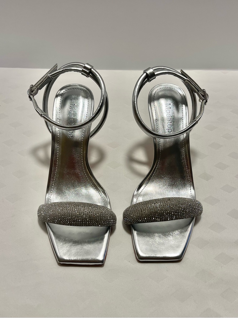 Silver Rhinestone Band Heels Sz6.5